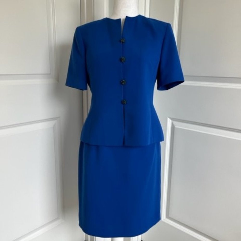 LE SUIT SKIRT SUIT SHORT SLEEVE - BLUE - SIZE 4 PETITE